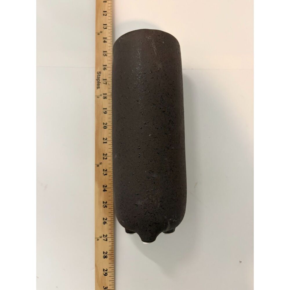 13x5 black vase with feet - Picture 5 of 7